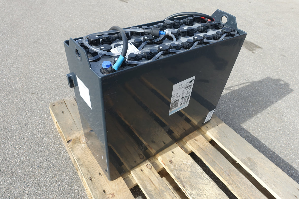 Staplerbatterie 24V 4PzB300 - SONDERTROG