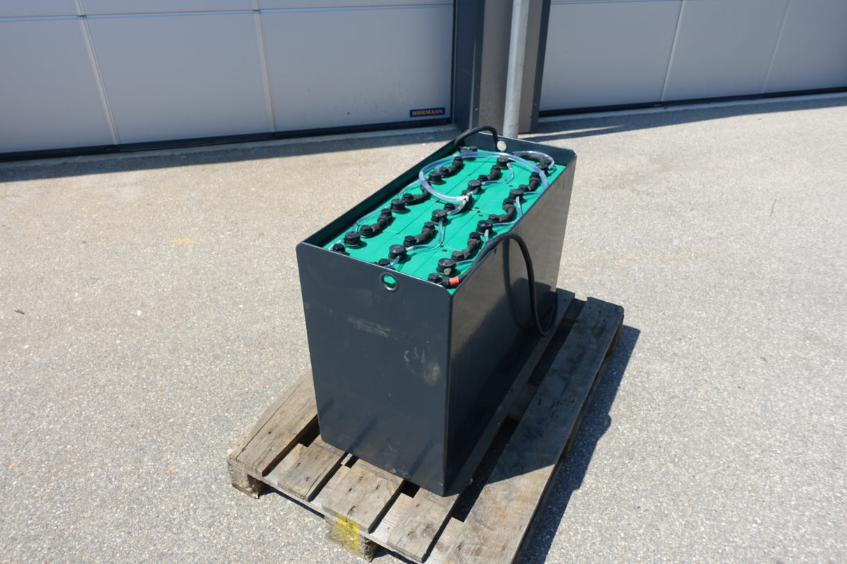 Forklift battery 24V 6PzS750