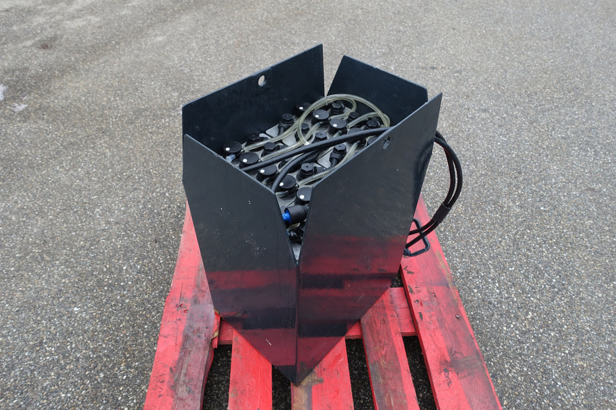 Forklift battery 24V 2PzS180