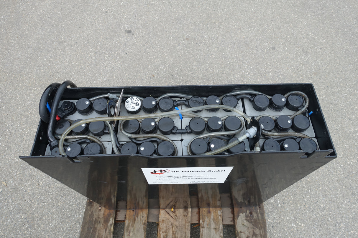 Hawker Staplerbatterie 24V 3PzB225