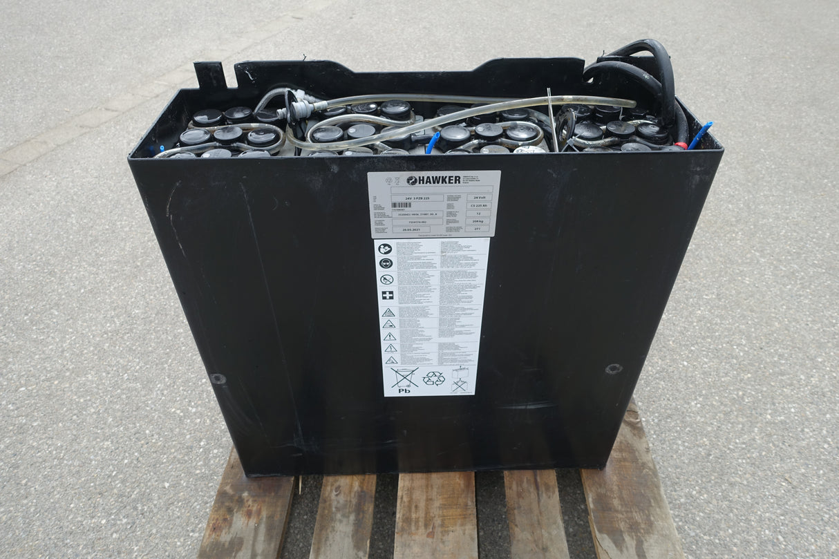 Hawker Staplerbatterie 24V 3PzB225