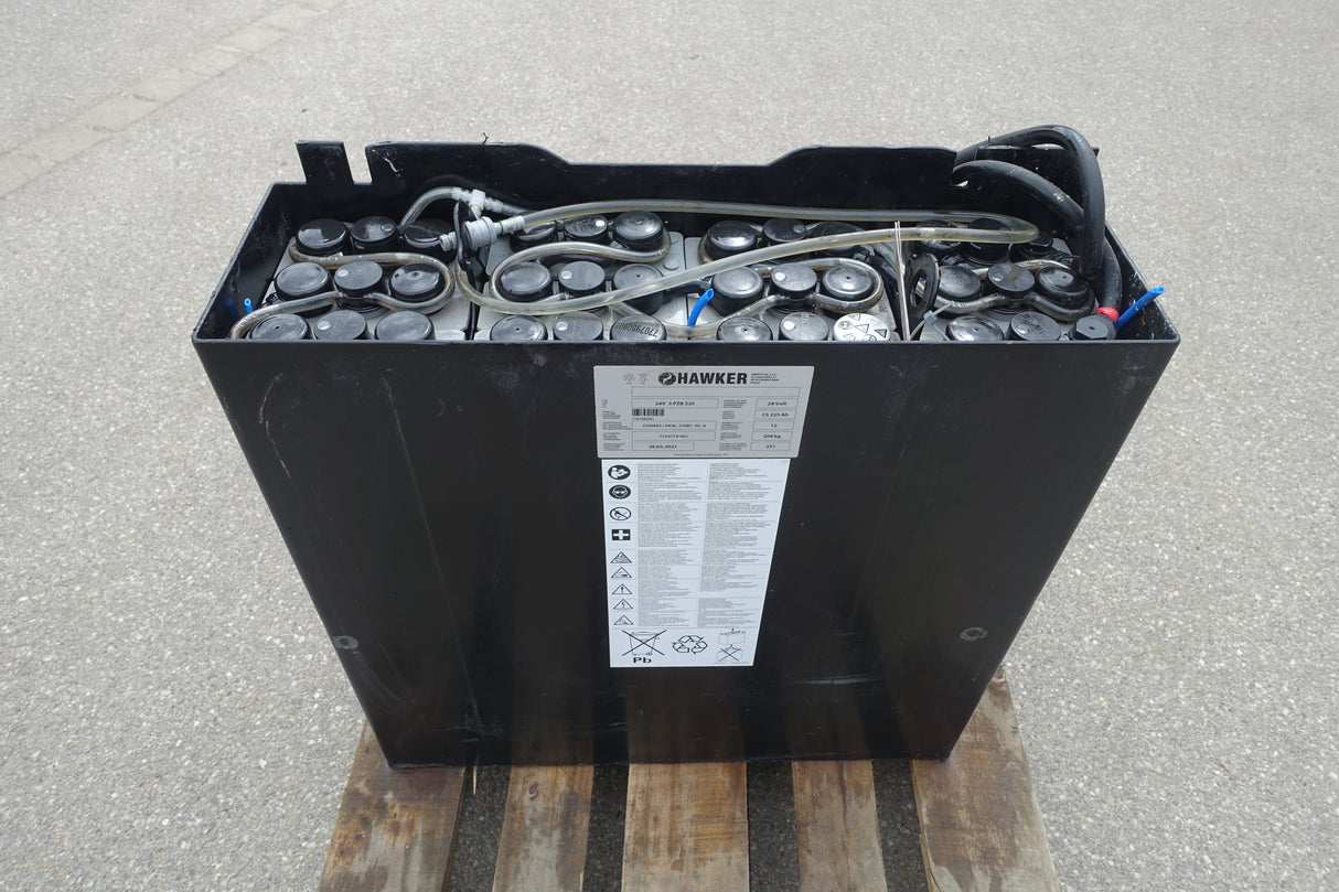 Hawker Staplerbatterie 24V 3PzB225