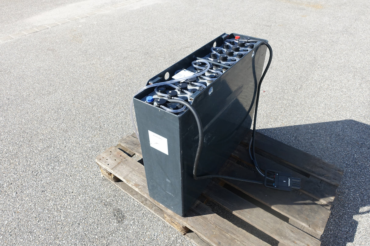 Forklift battery 24V 3PzS375