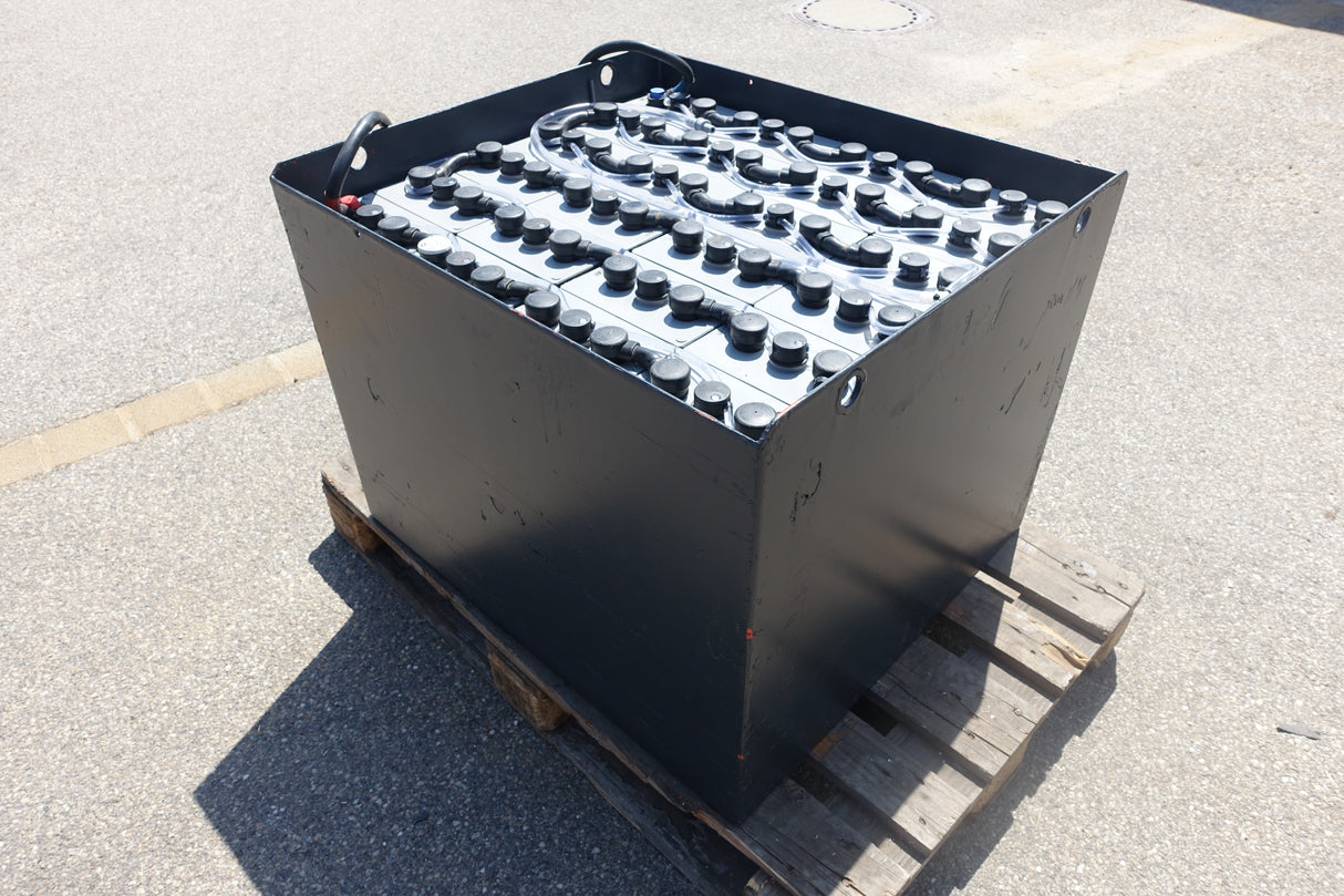 Forklift battery 48V 6PzS690