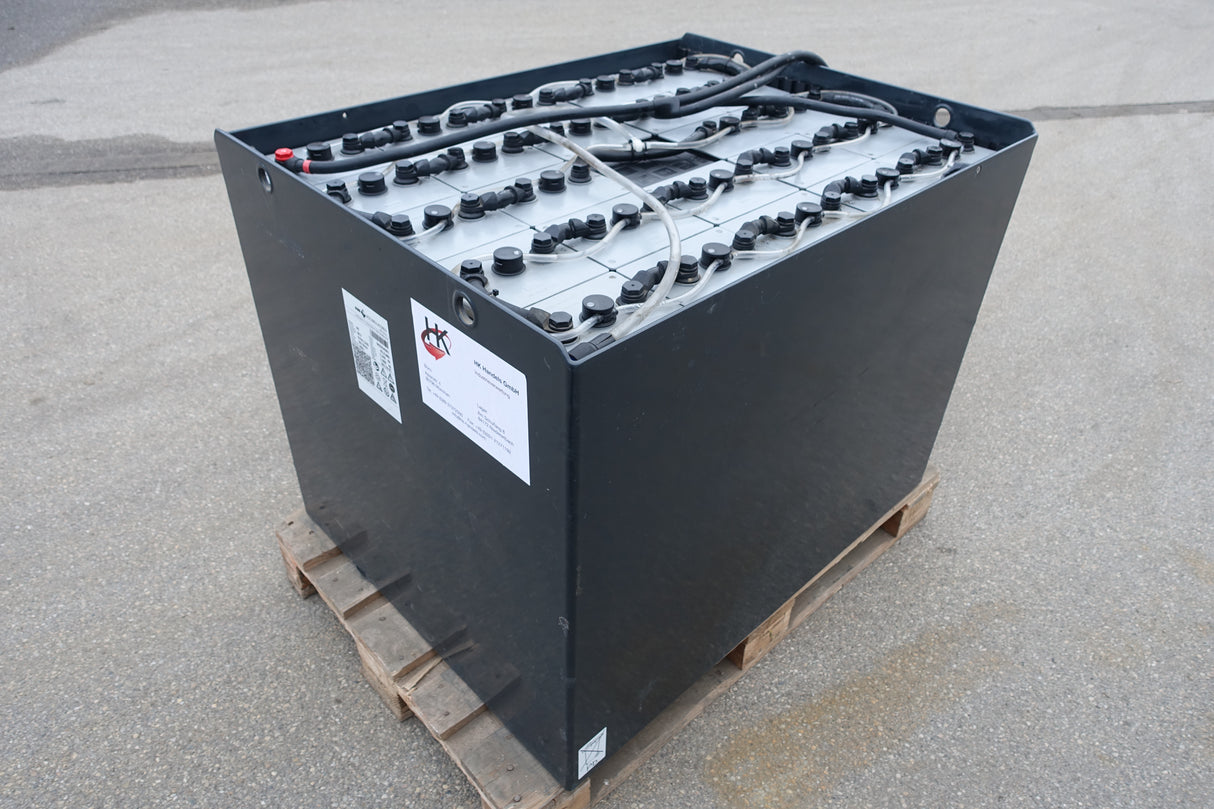 Forklift battery 48V 8PzS1240