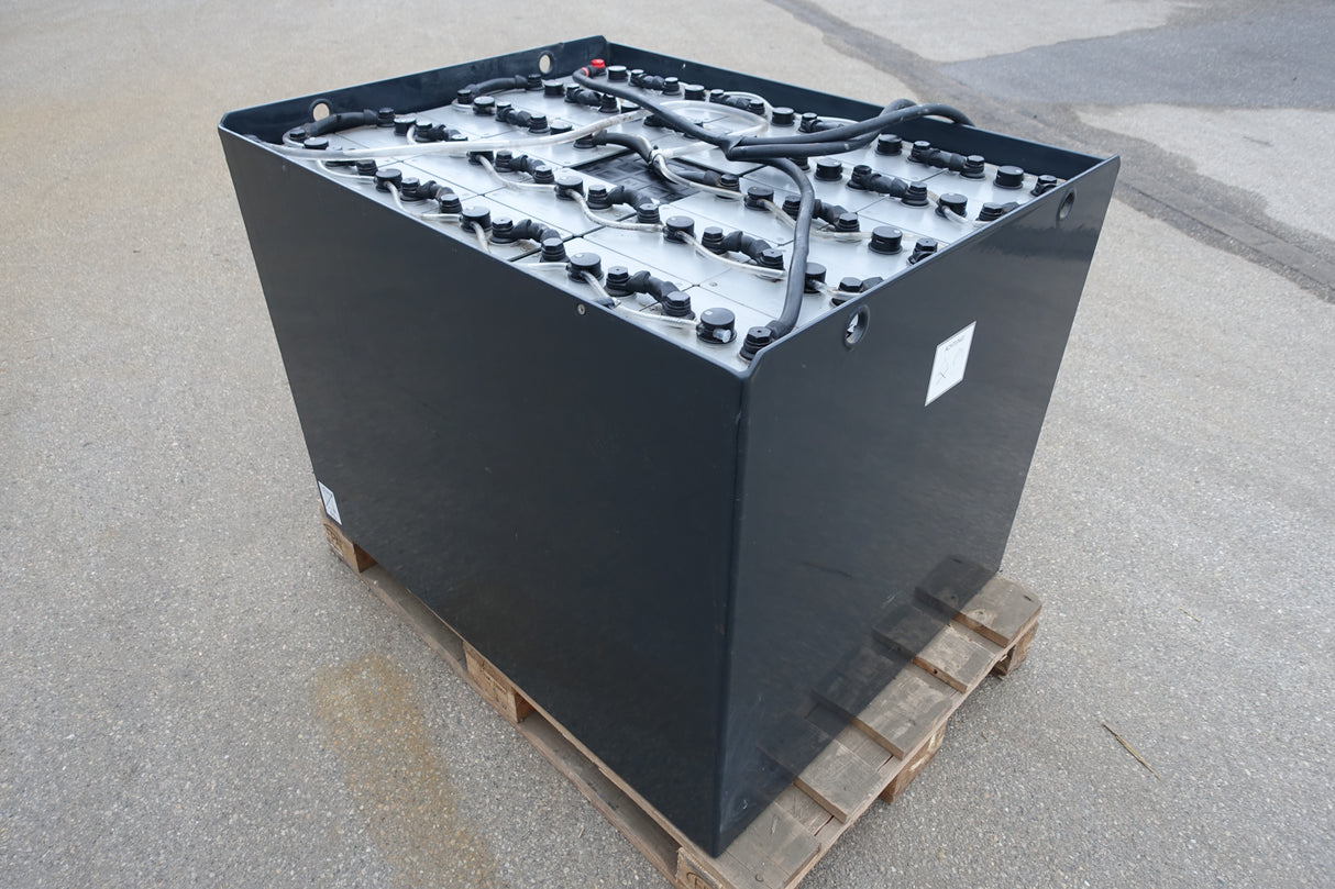 Forklift battery 48V 8PzS1240
