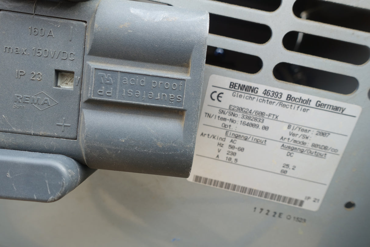 TriCOM 24V 60A Benning / Tricom XXL Ladegerät