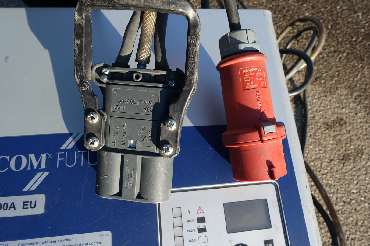 48V 90A Tricom Futur HF Charger