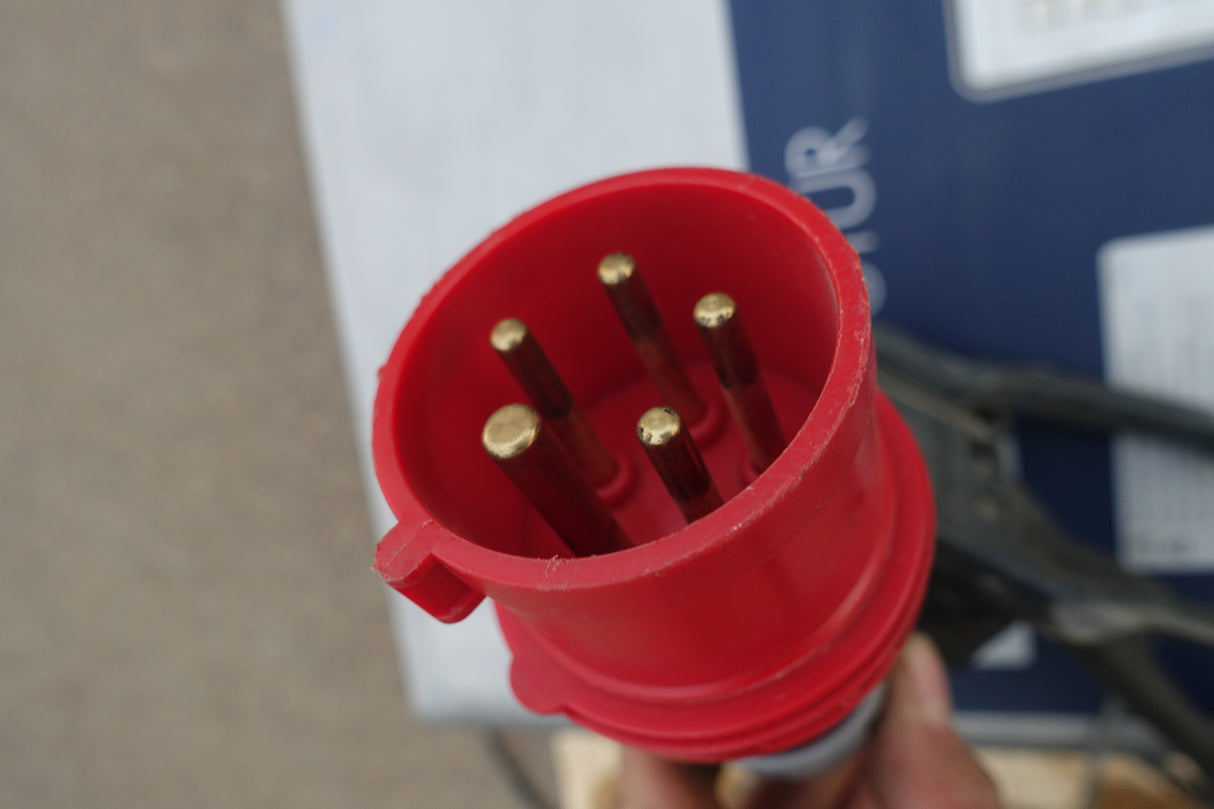 80V 110A HF Charger Tricom Futur