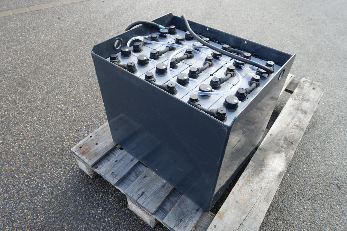 Battery 24V 4PzS320