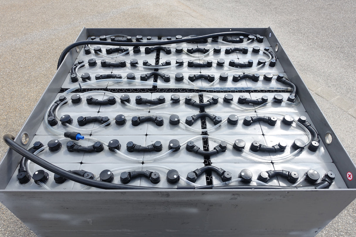 Stuba Staplerbatterie 80V 6PzS930