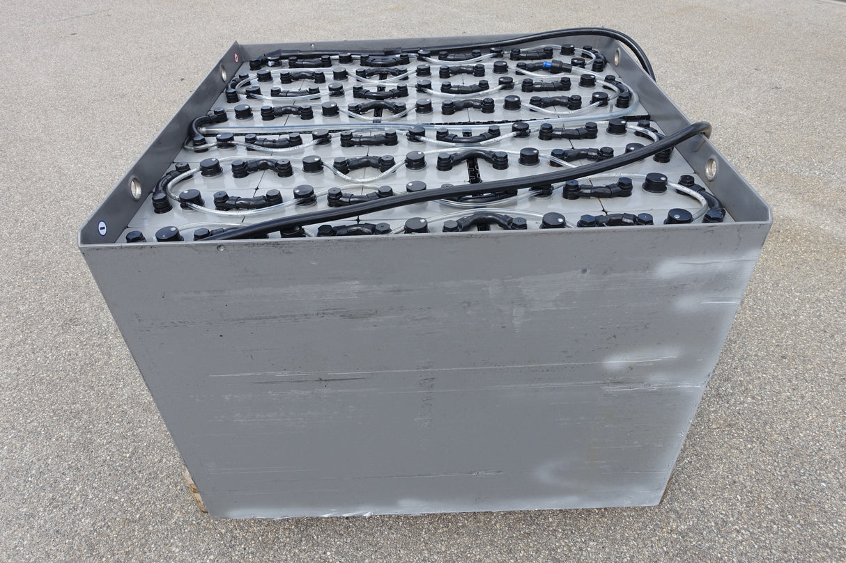 Stuba Staplerbatterie 80V 6PzS930