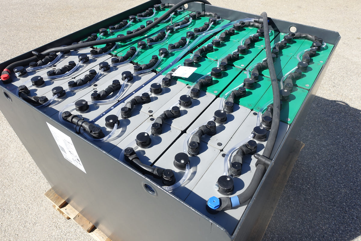 Forklift Battery 80V 6PzS840