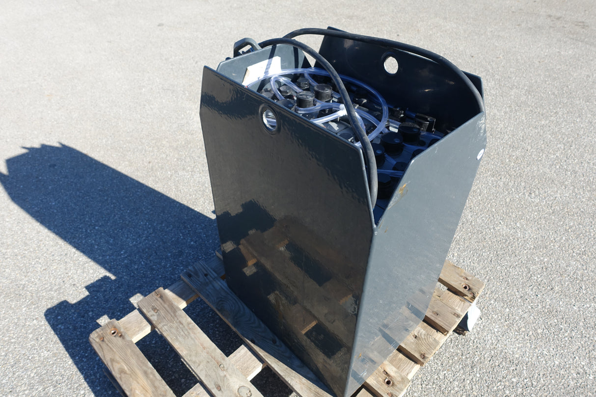 Forklift battery 24V 2PzS180