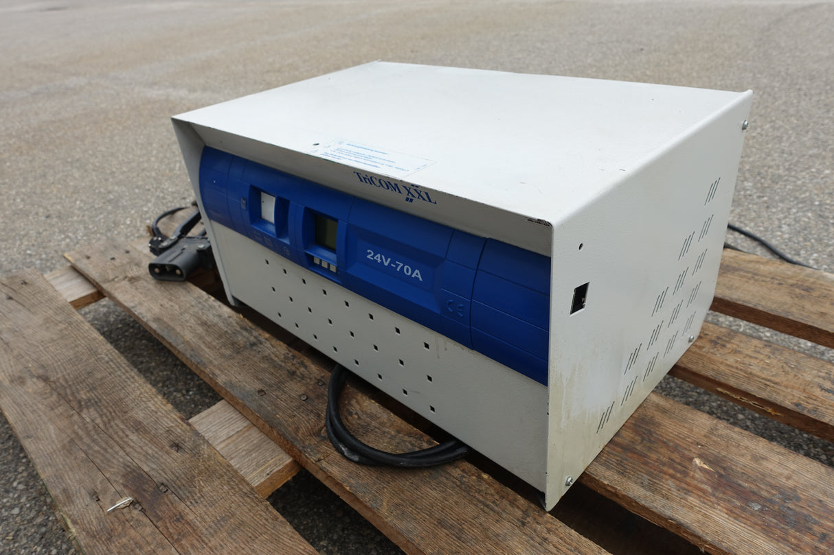 TriCOM 24V 70A Benning / Tricom XXL Ladegerät