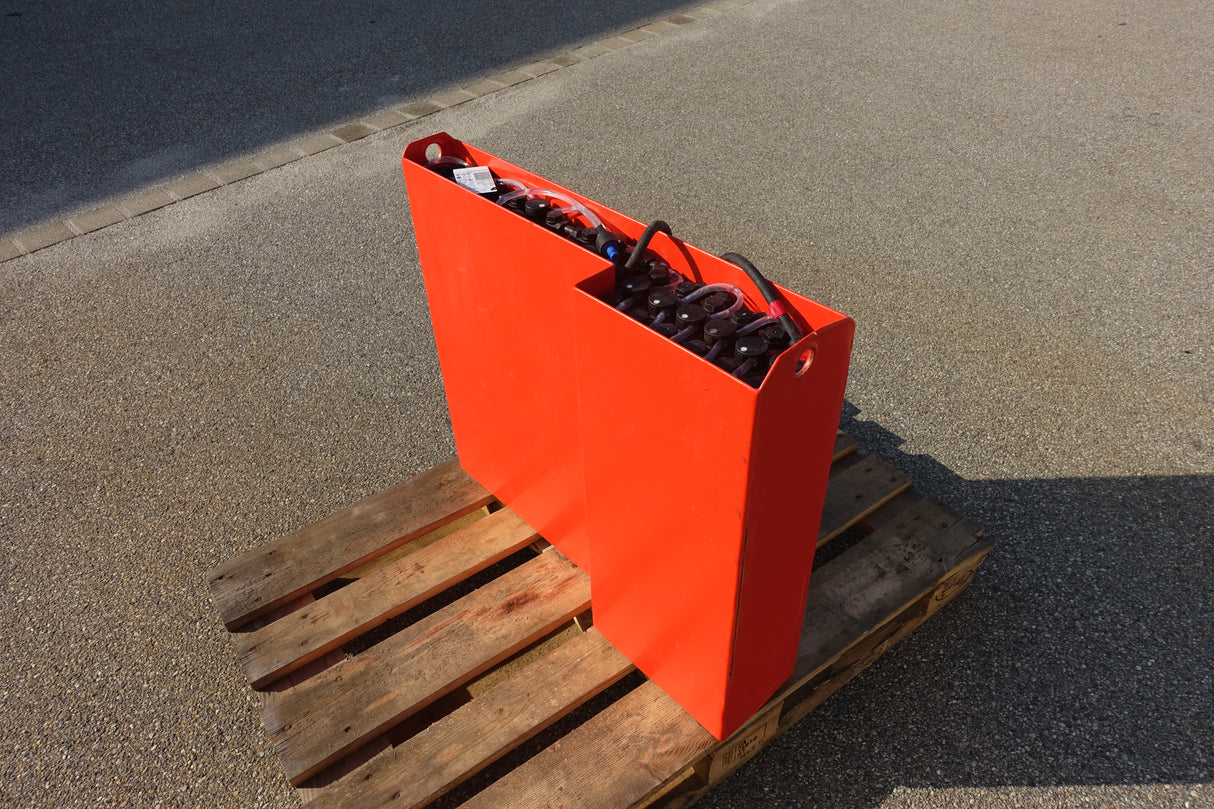 Stuba Staplerbatterie 24V 2PzB200 L-TROG