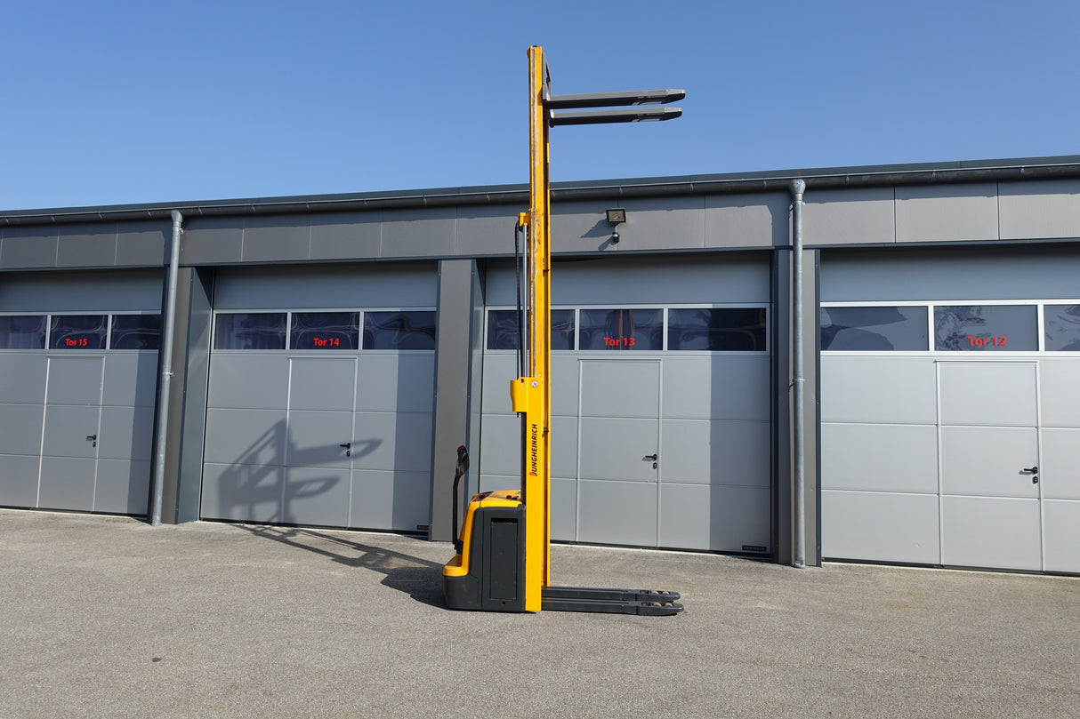 EJC216z Triplex Initialhub