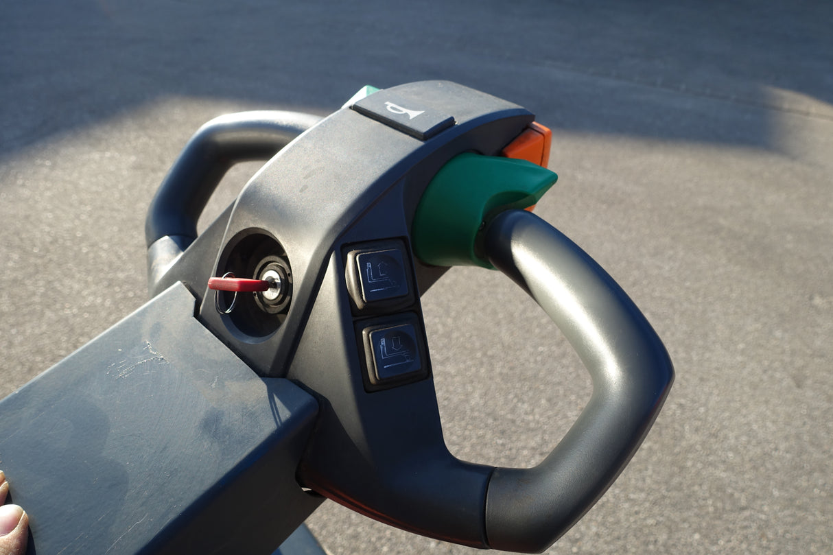 Steinbock WP 14 IS Hochhubwagen