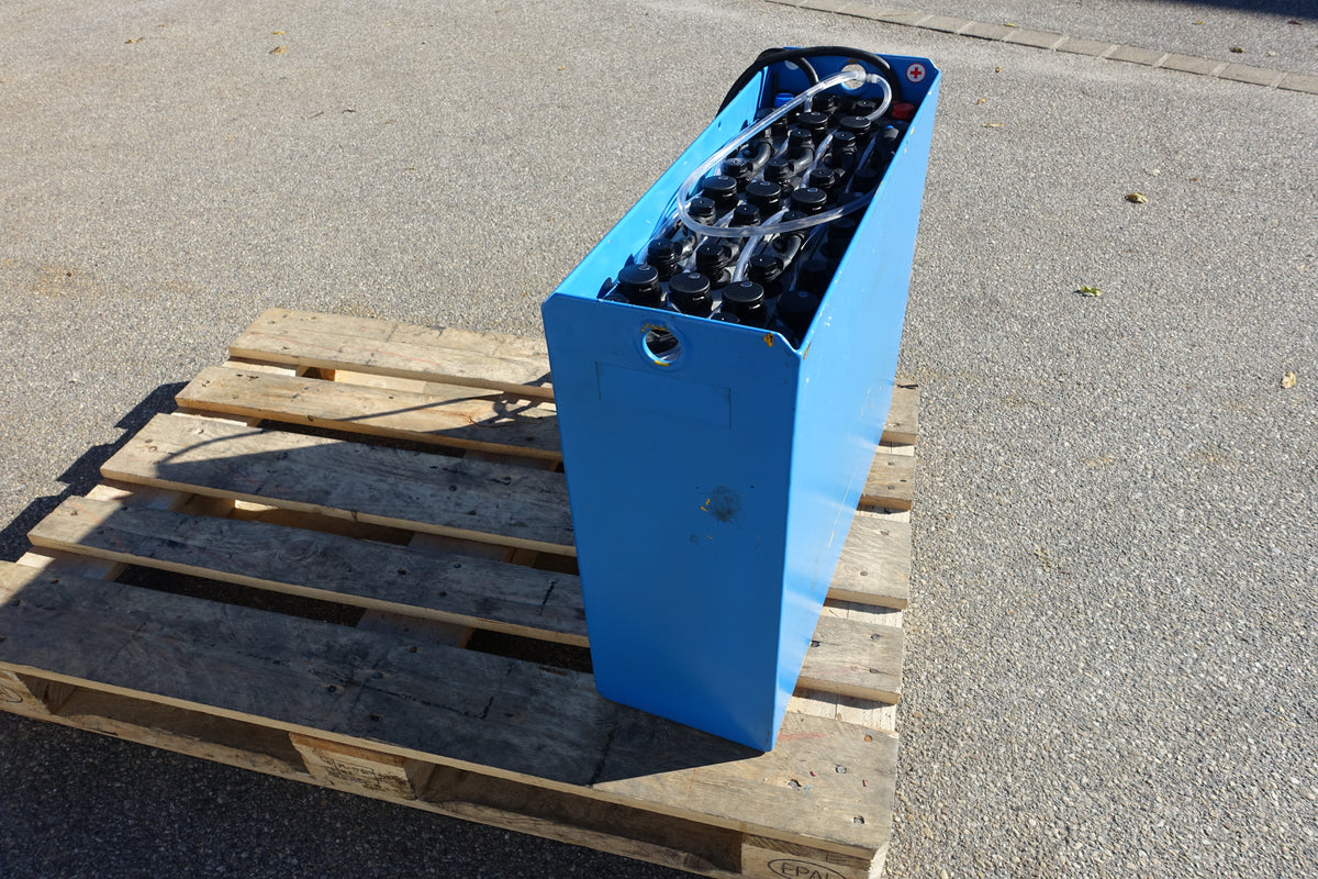 Forklift battery 24V 2PzS180