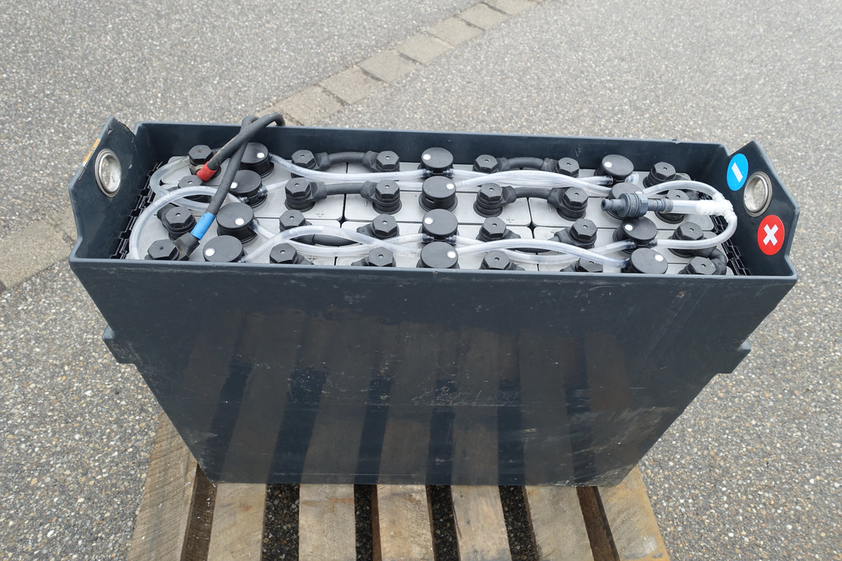 Forklift battery 24V 2PzS180