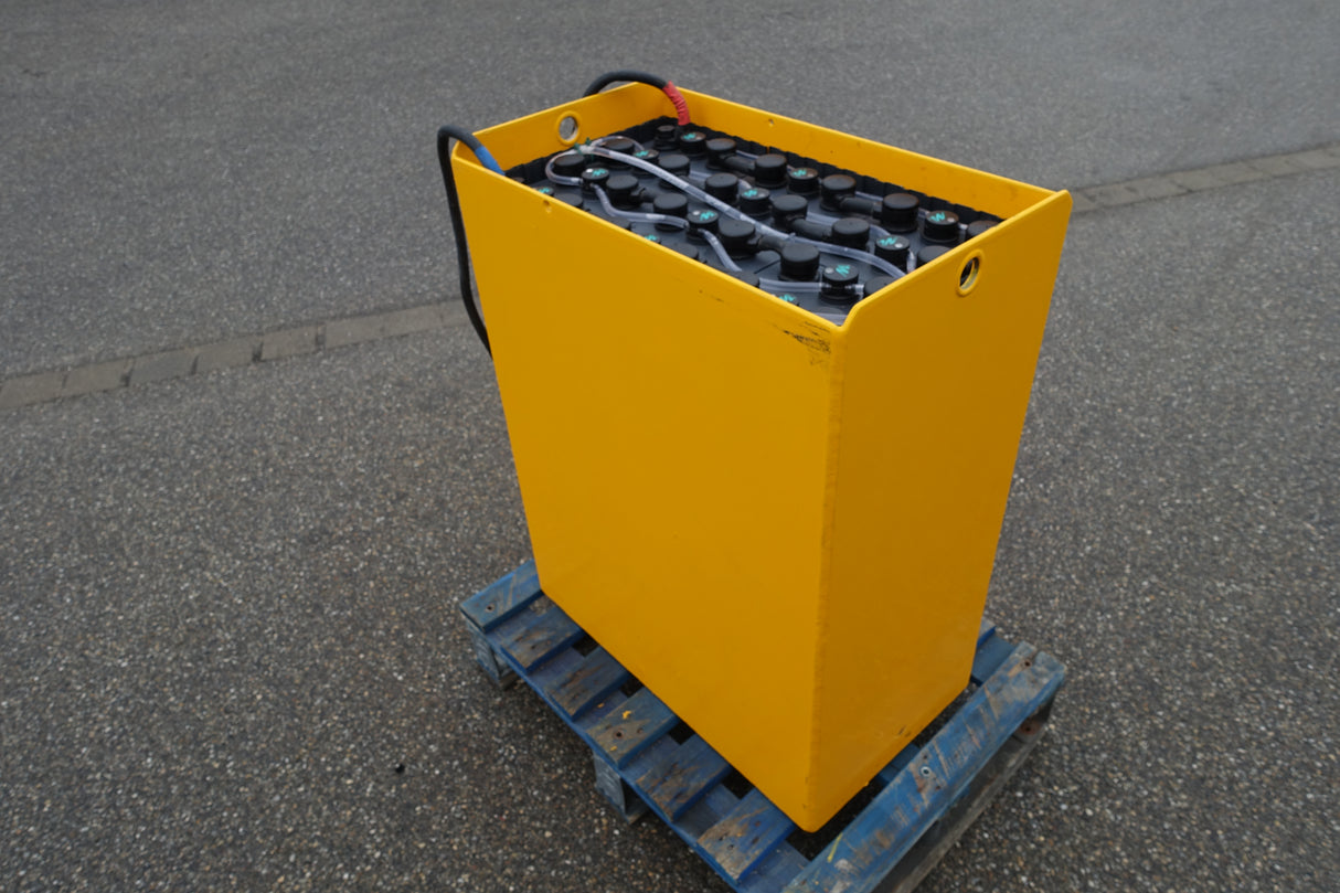 Forklift battery 24V 4PzS560