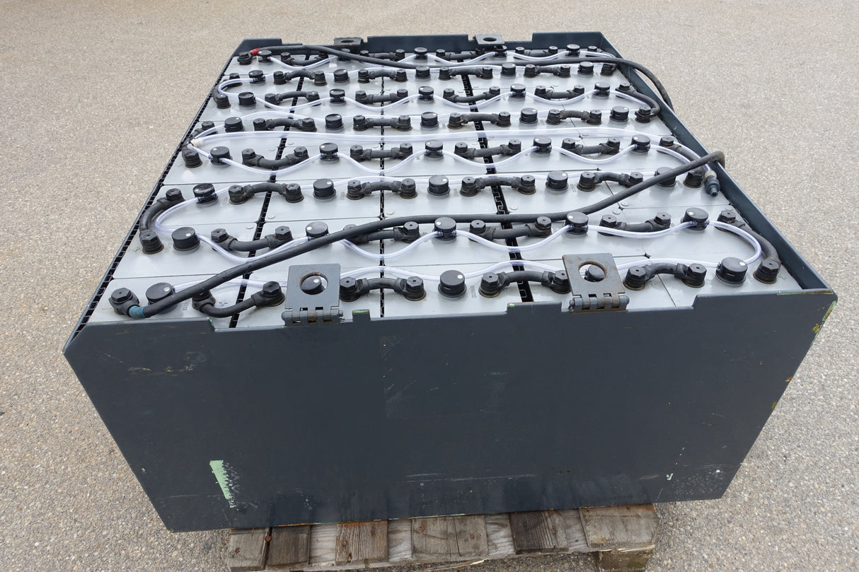 Forklift Battery 80V 7PzS630