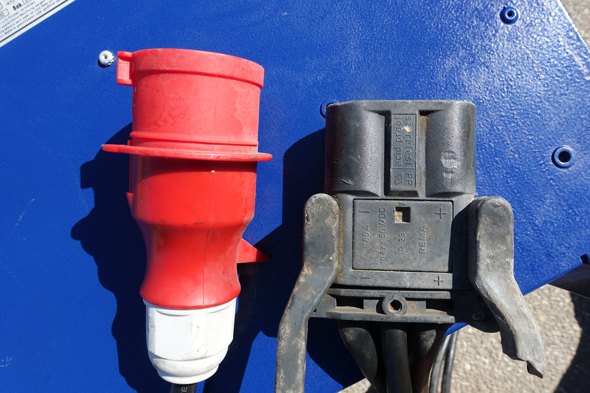 48V 120A Tricom HF Ladegerät