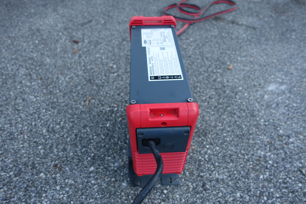 Fronius Selectiva 2.0 2KW 2050 mit Wandhalterung