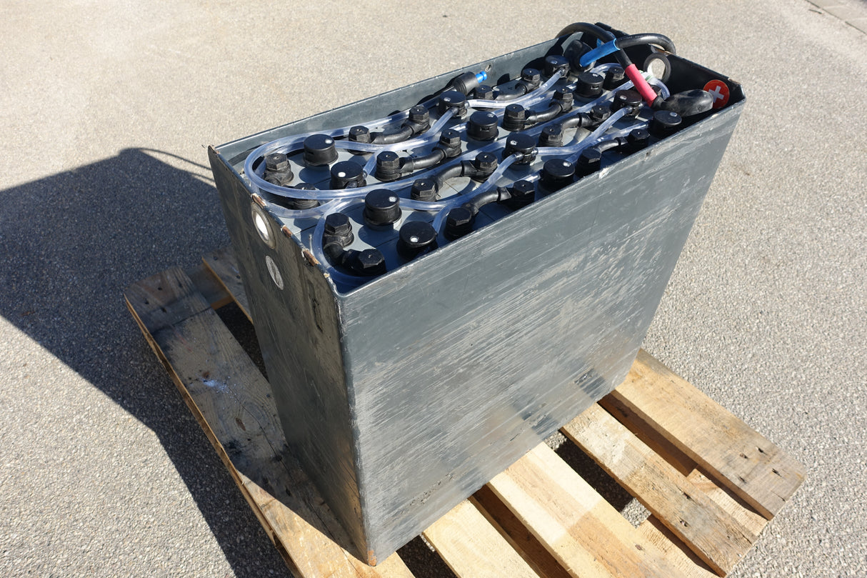 Forklift battery 24V 3PzS375