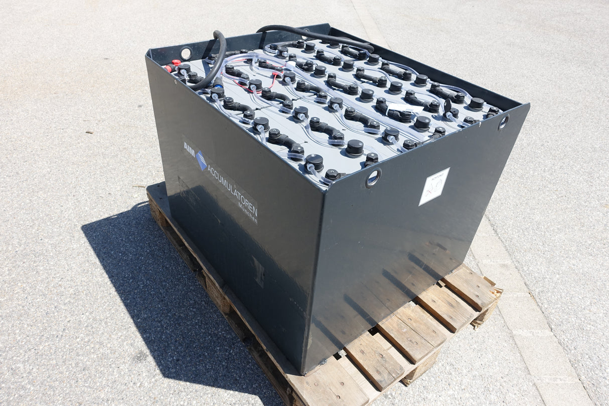 Forklift battery 48V 6PzS750