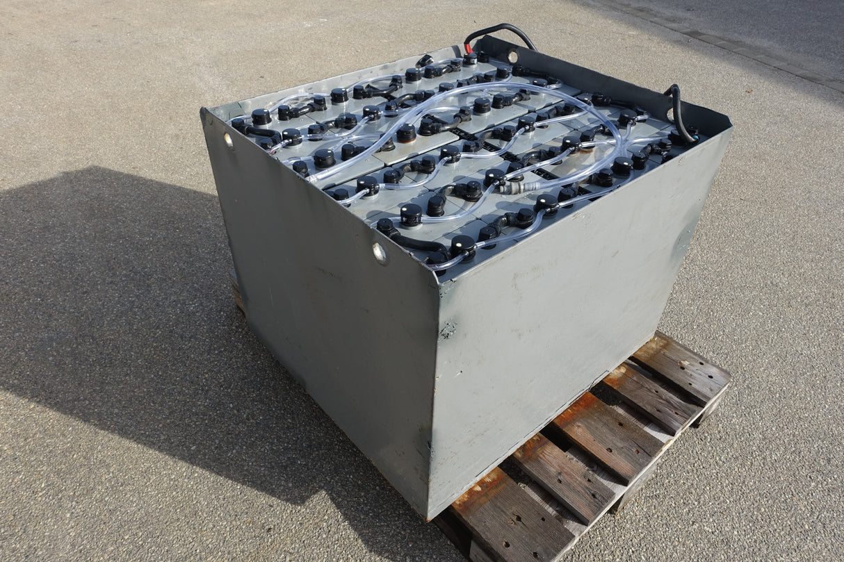 Staplerbatterie 48V 6PzS750