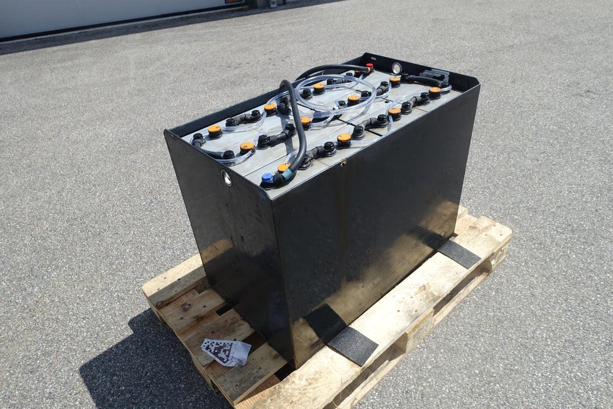 Forklift battery 24V 8PzS1000