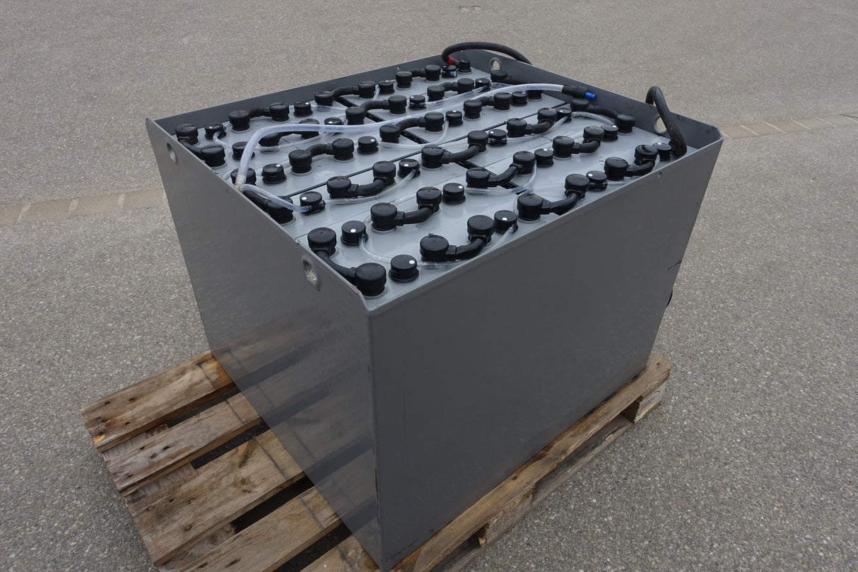 Staplerbatterie 48V 6PzS750
