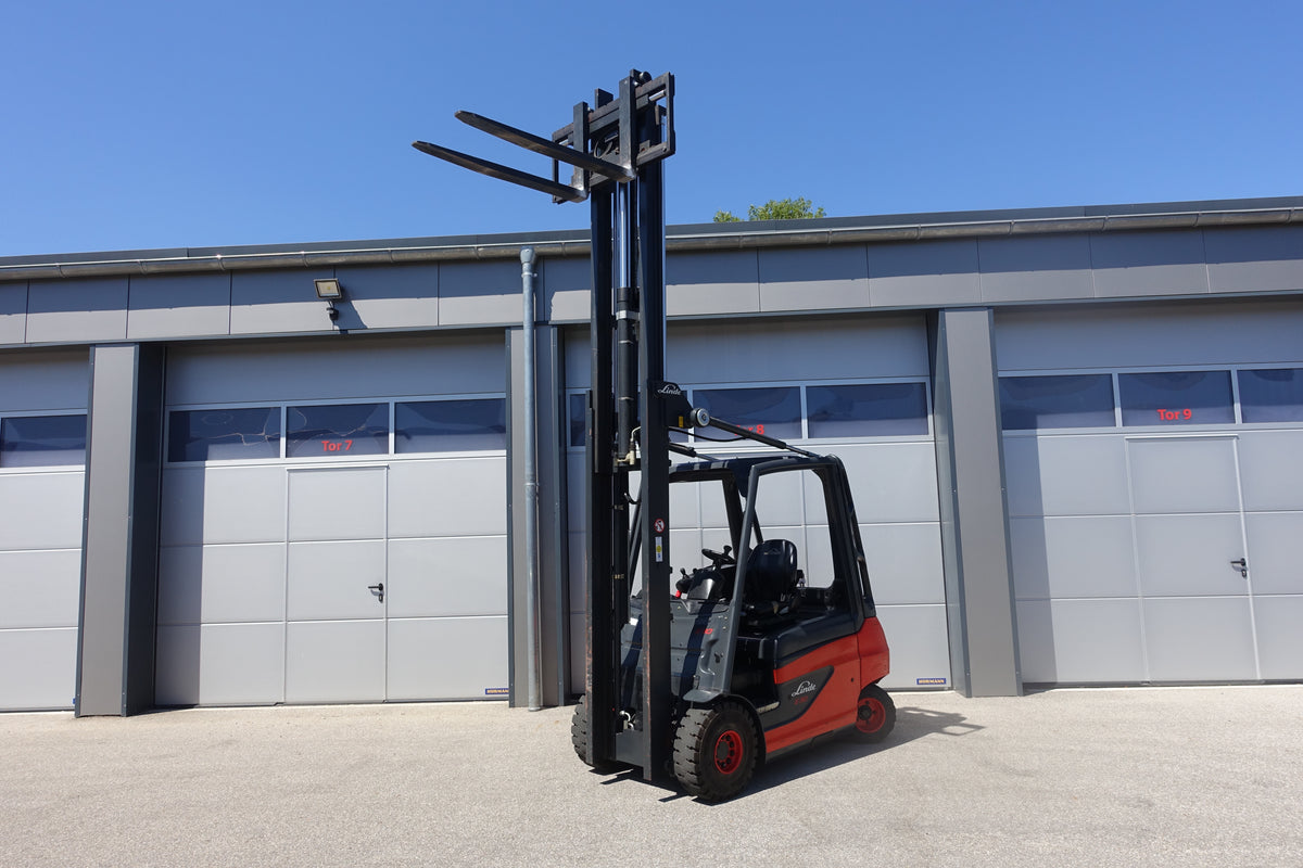 Linde E30-01 3t Elektrostapler