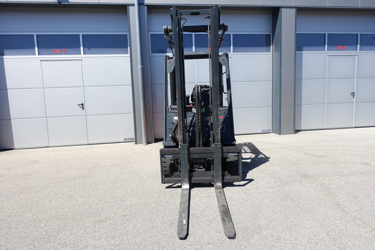 Linde E30-01 3t Elektrostapler