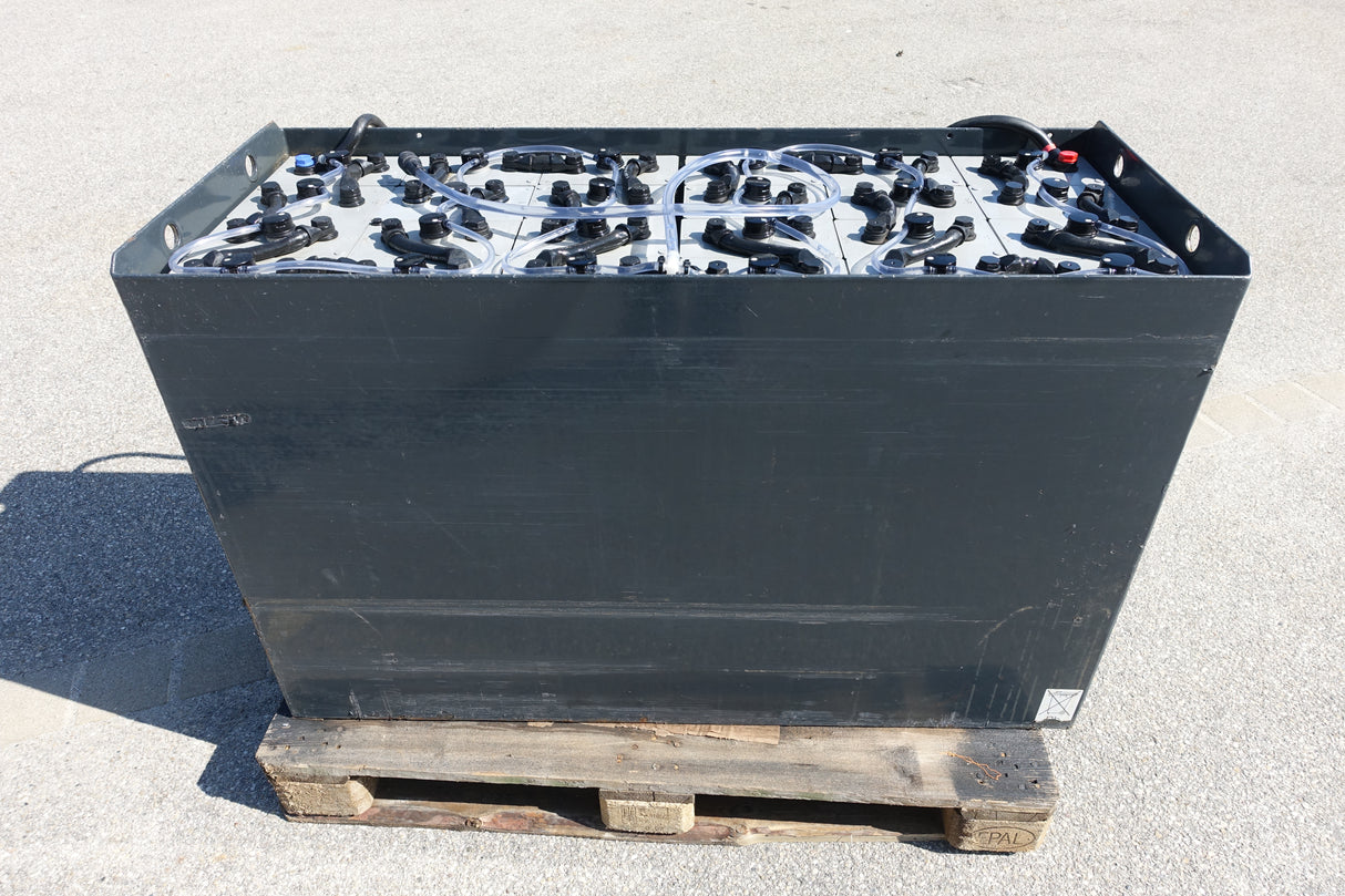 Staplerbatterie 48V 6PzS930