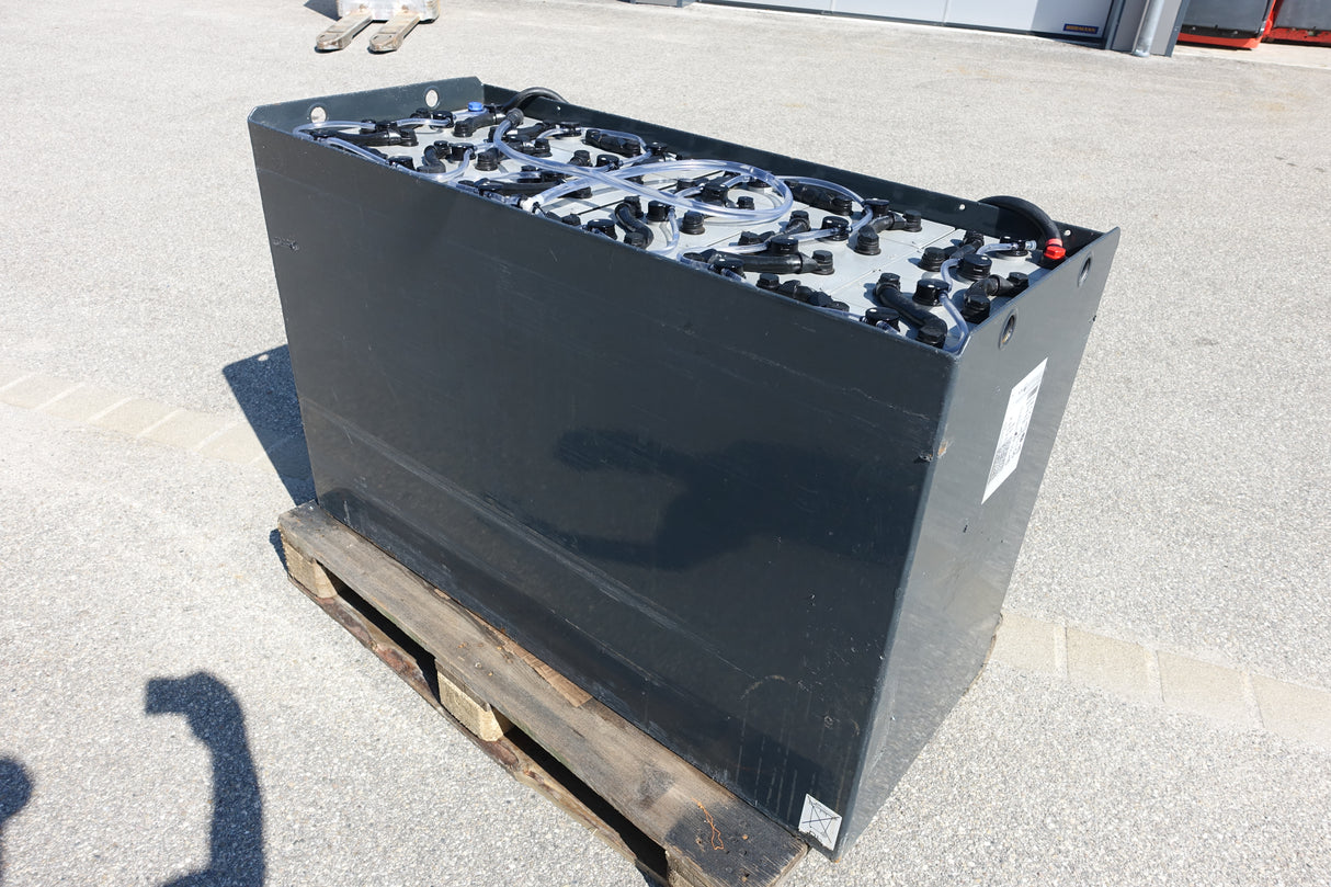 Staplerbatterie 48V 6PzS930