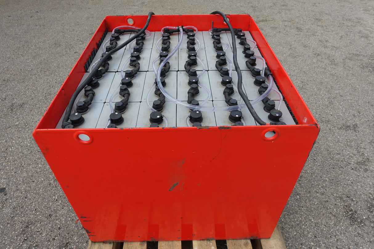 Staplerbatterie 48V 6PzS690