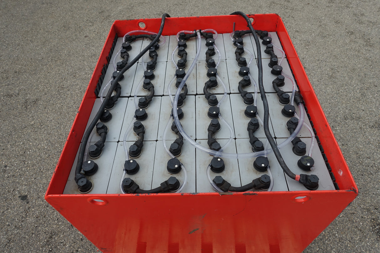 Staplerbatterie 48V 6PzS690