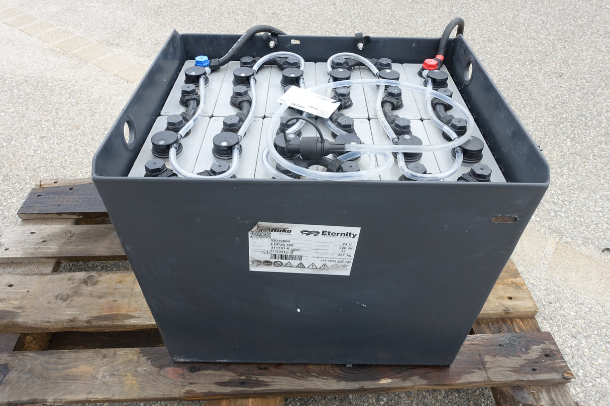 Batterie 24V 4PzS320