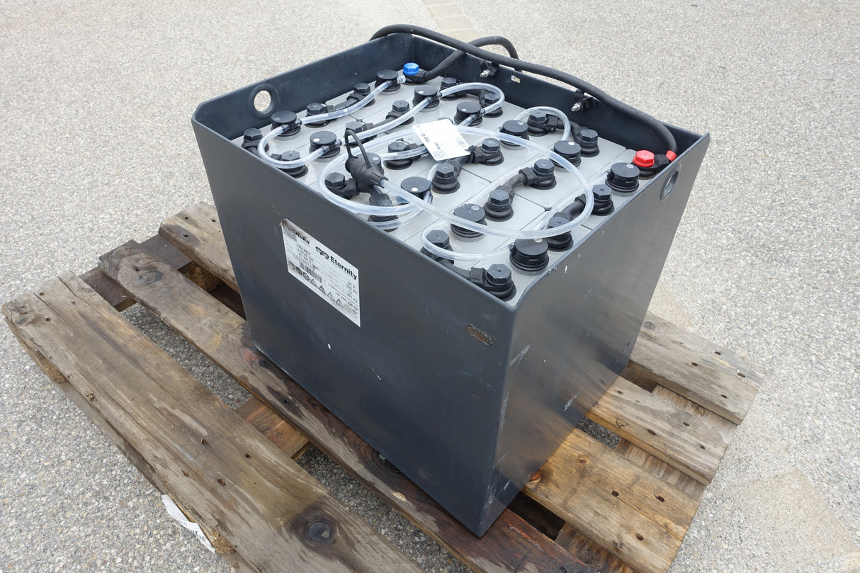 Batterie 24V 4PzS320