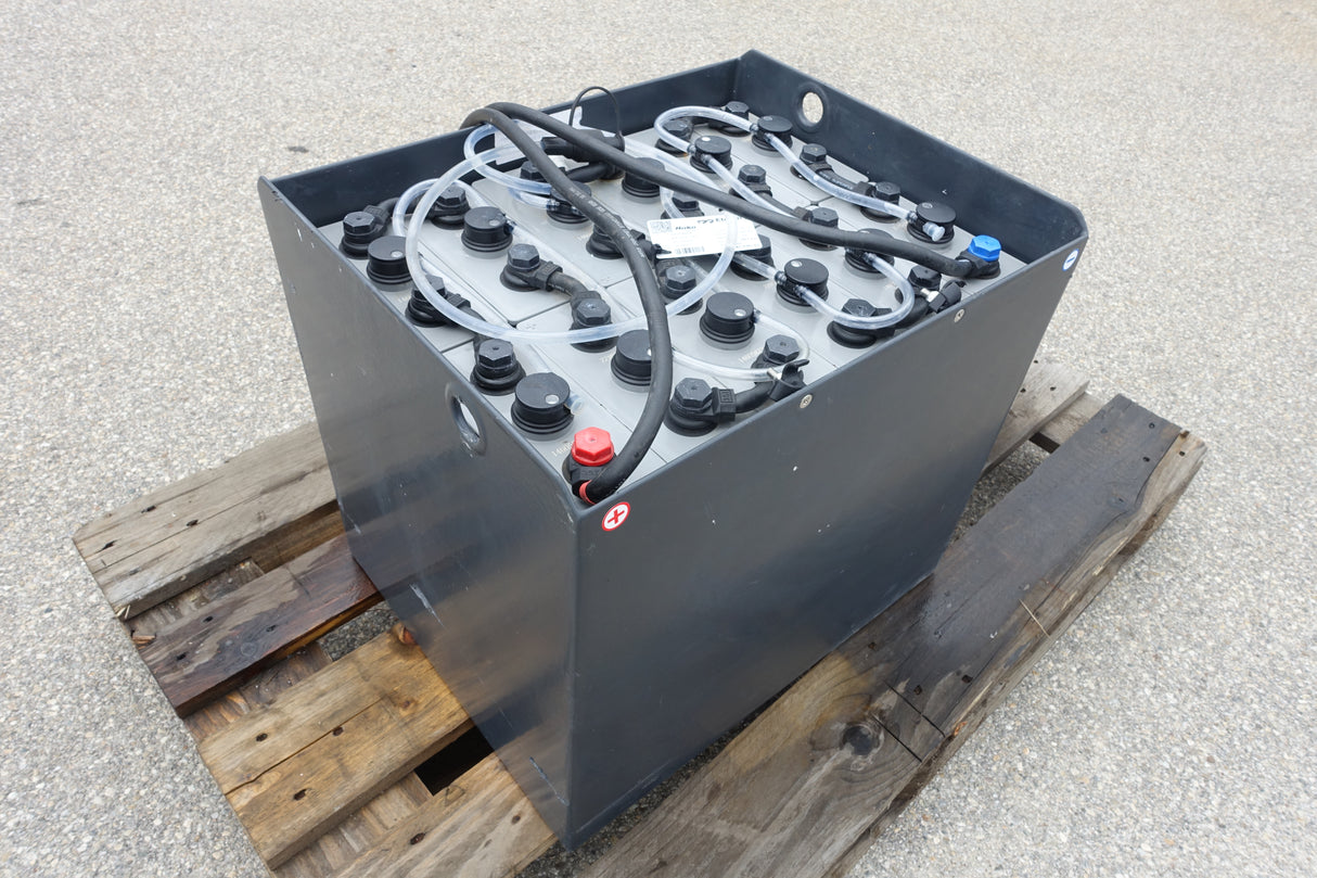 Batterie 24V 4PzS320