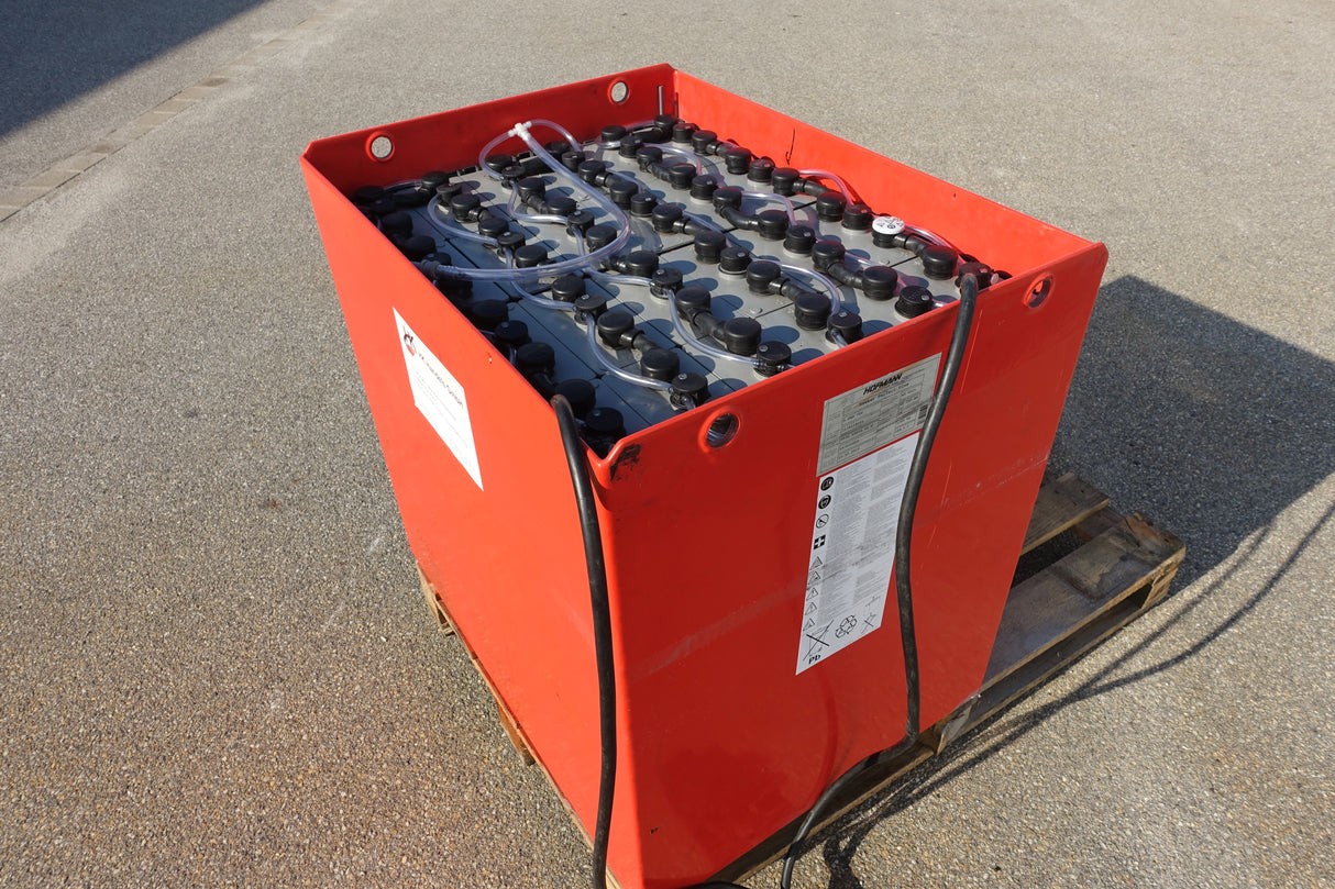 Hawker Staplerbatterie 48V 5PzS700