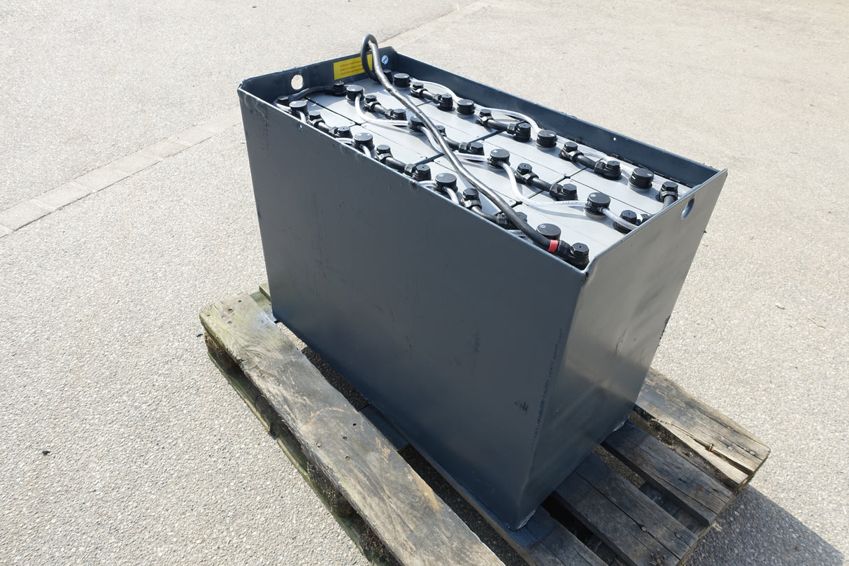 Forklift battery 24V 7PzS560