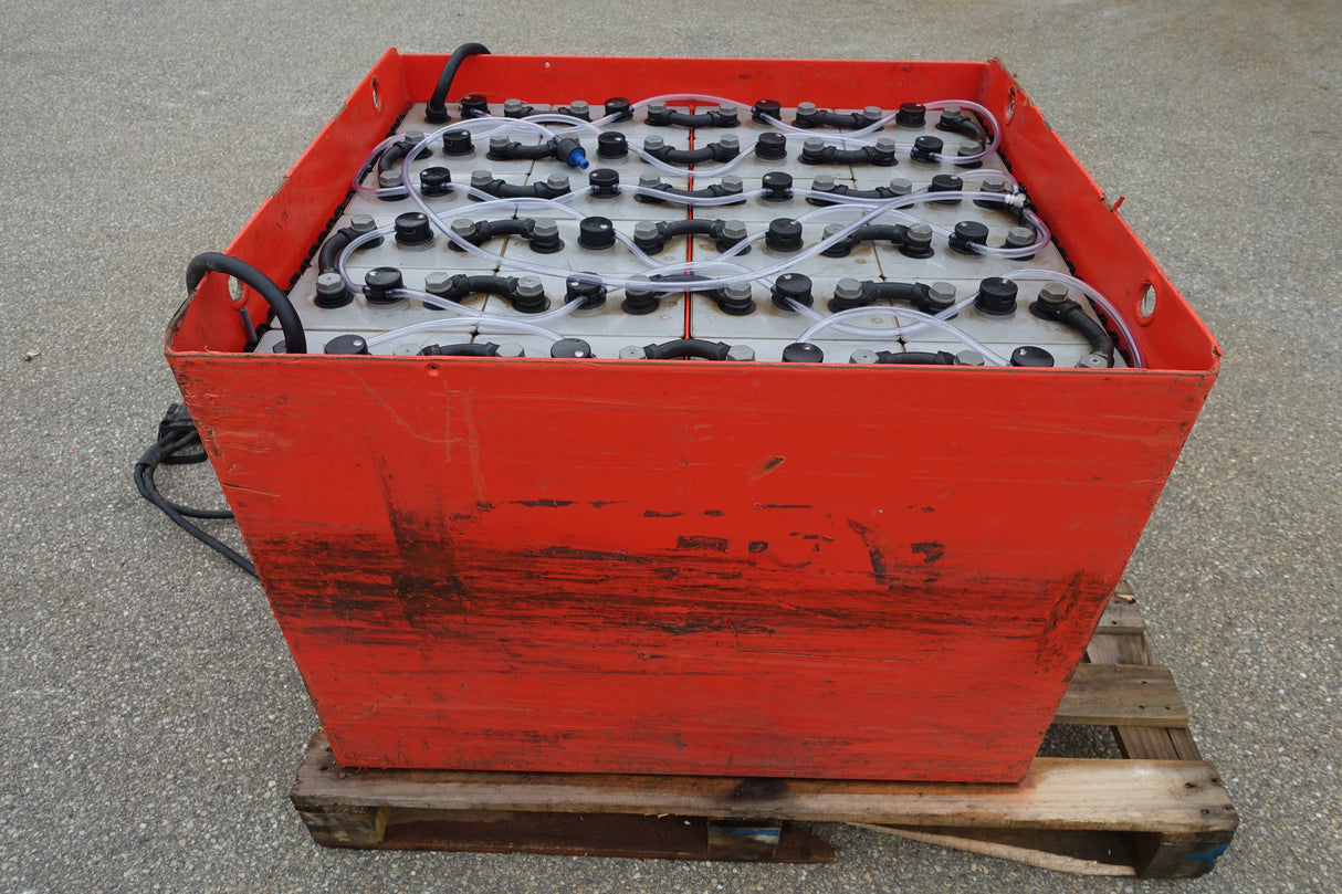 Staplerbatterie 48V 6PzS690