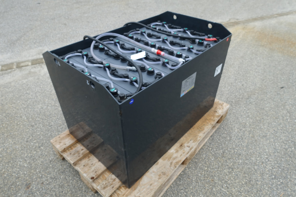 Staplerbatterie 48V 6PzS690
