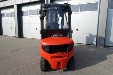 Linde H20D Diesel Triplex Kabine