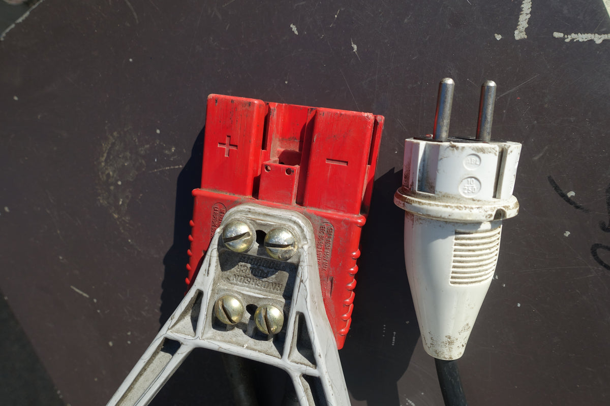 48V 40A Charger Belatron E220 G48/40 B-FB