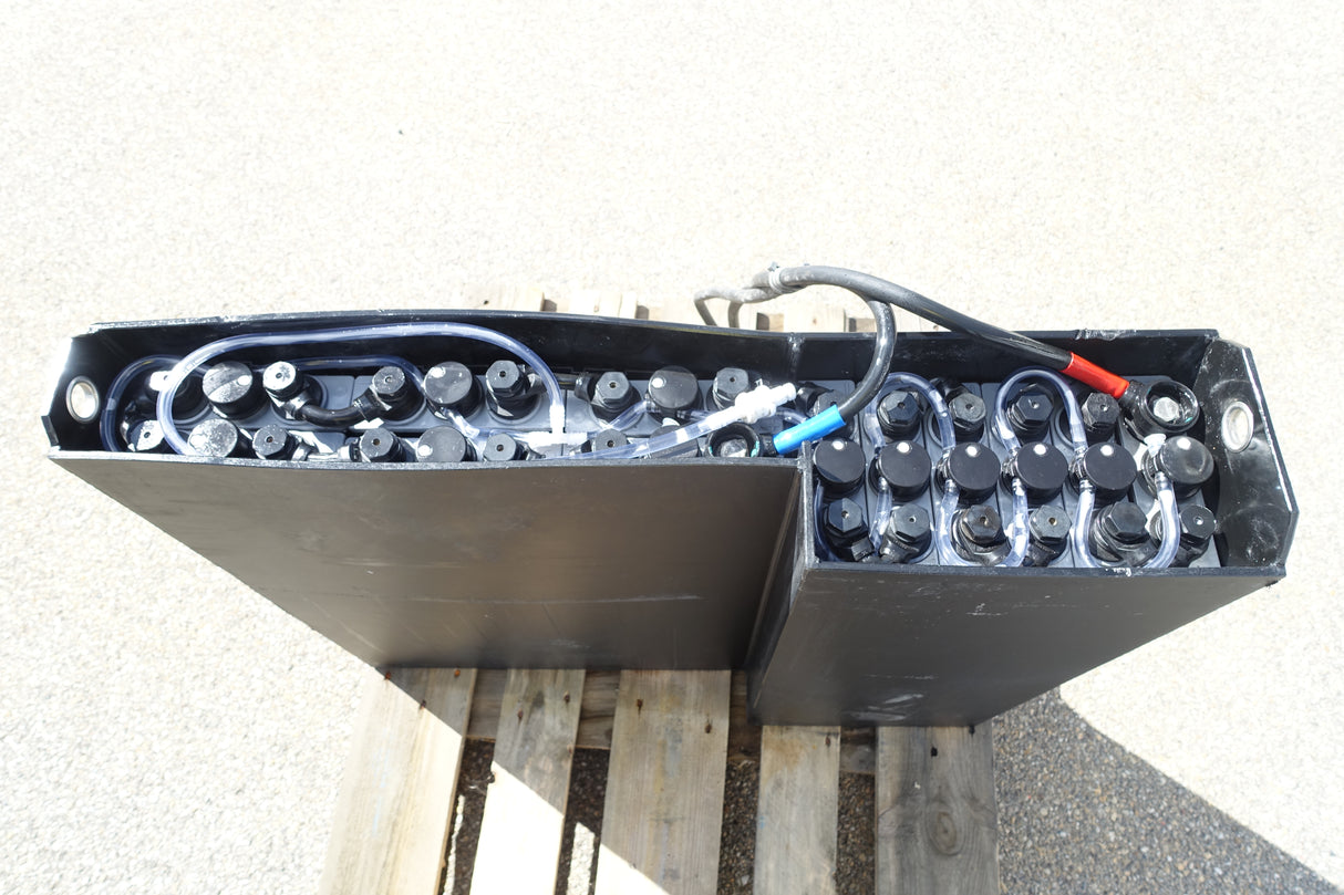 Forklift battery 24V 2PzB200 L-TROG