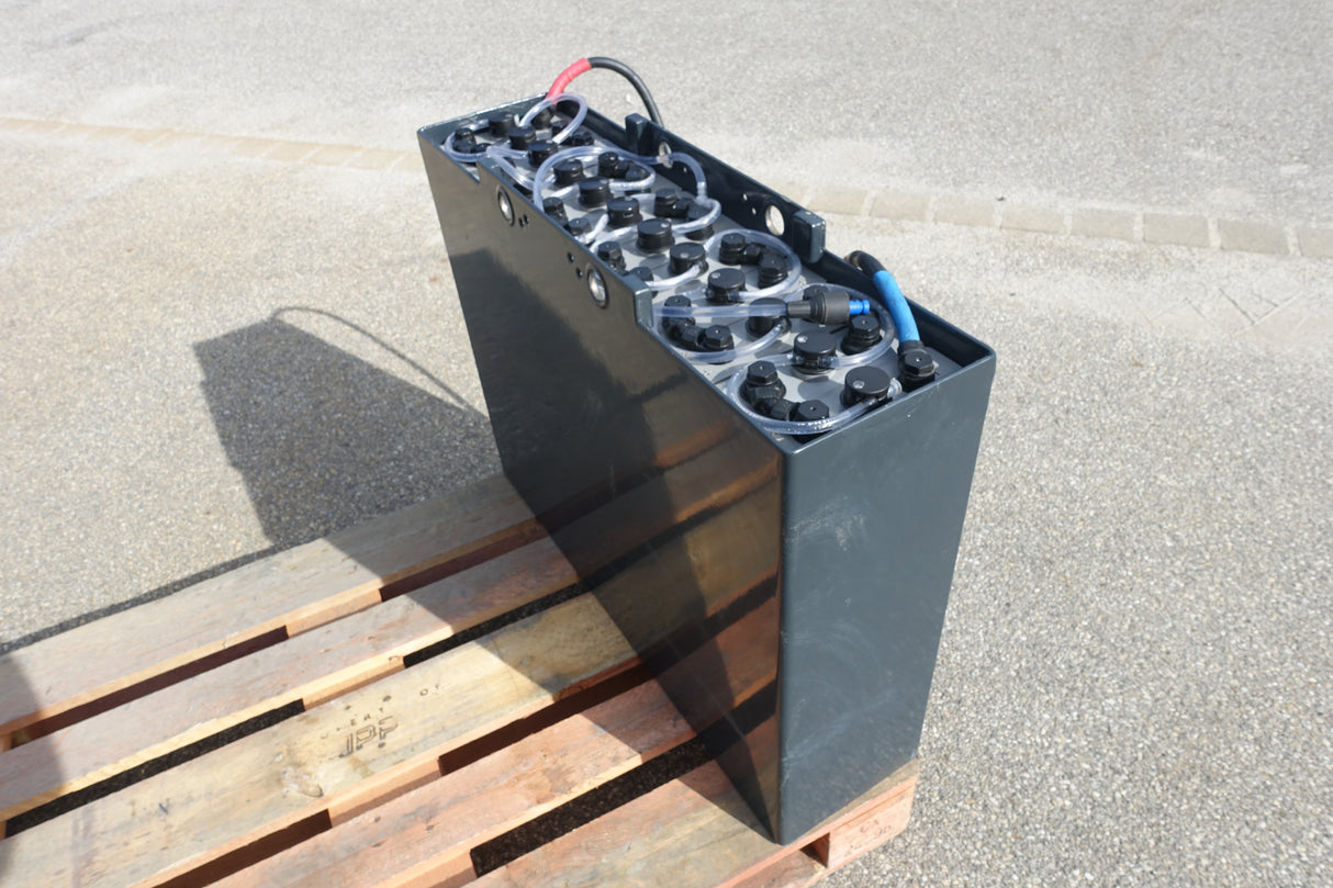 Forklift battery 24V 3PzS375